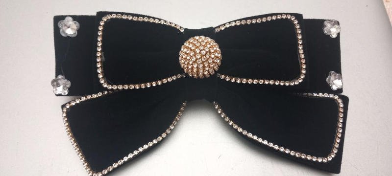 Barrette strass noir